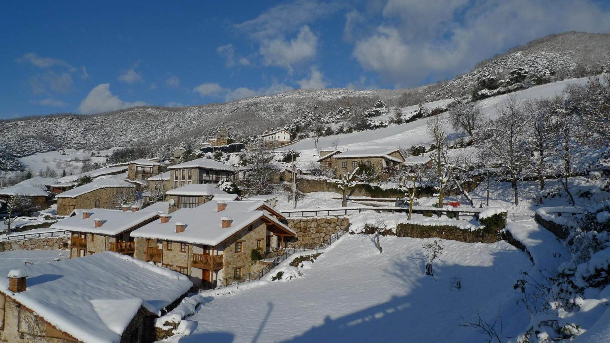 Casa Rural Los Llares Lerones Esterno foto